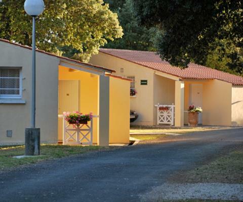 Les Chenes Verts Saint-Savinien Esterno foto